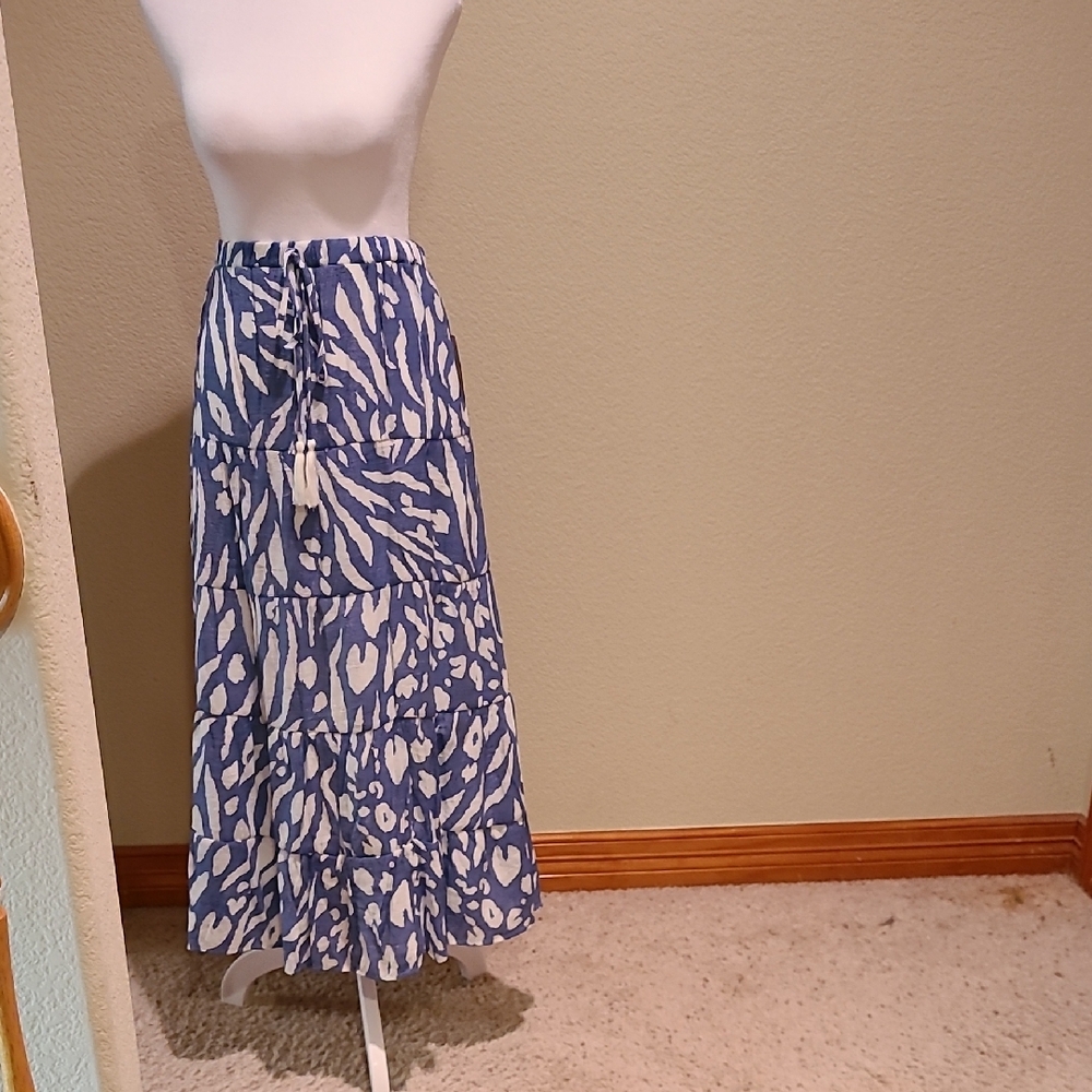 **HOST PICK** Indigo Rose Mary Boho Skirt In Island Waves Blue and White Size L